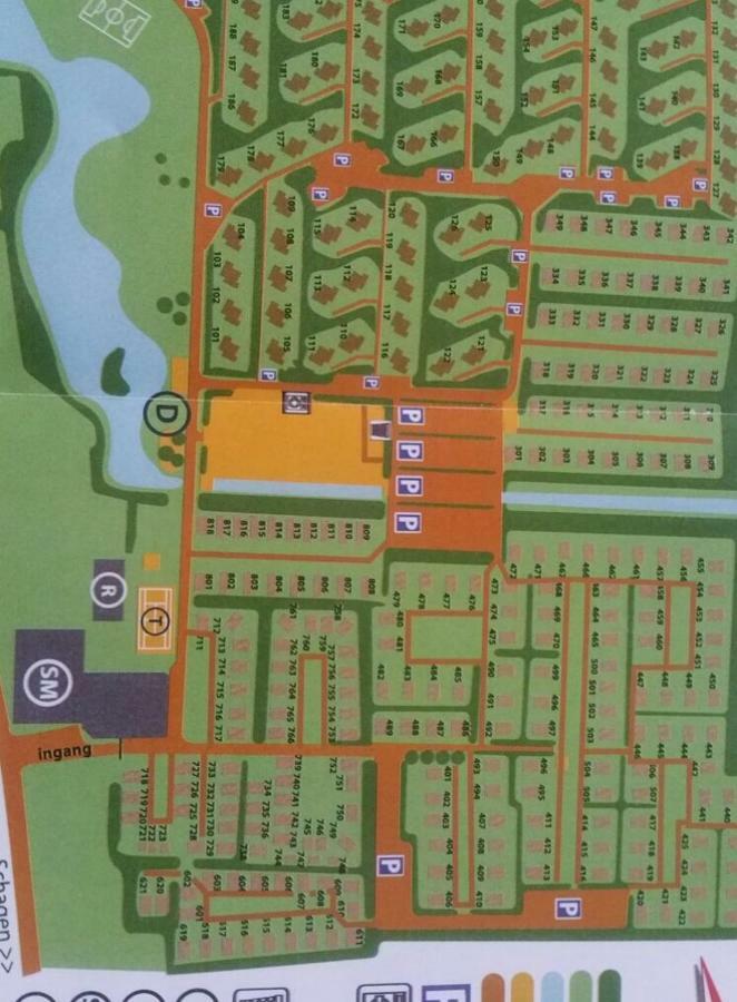 Huisje Britt Met Grote Tuin En Veel Privacy Dirkshorn Экстерьер фото